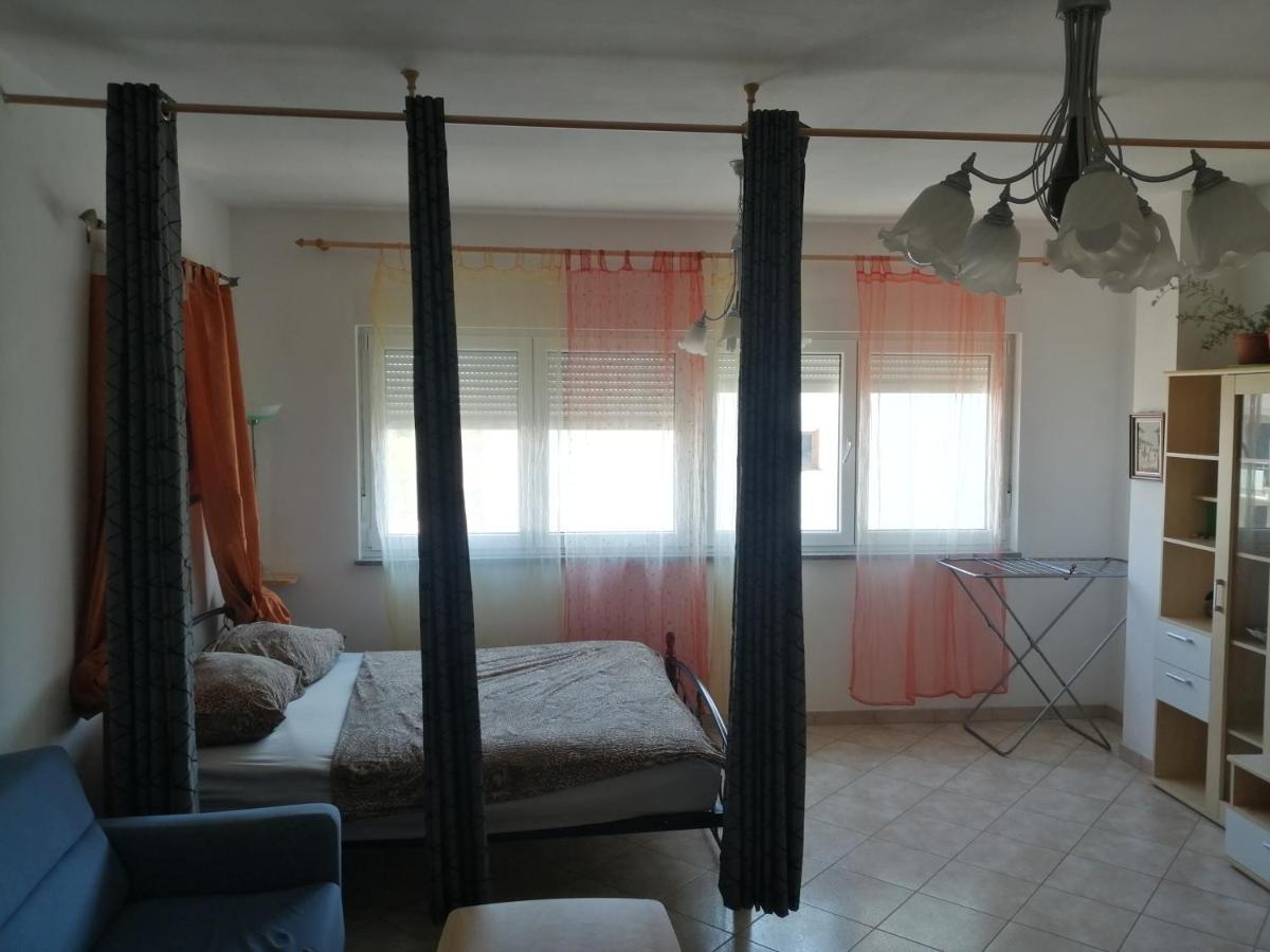 Lea Apartment Rovinj Bagian luar foto