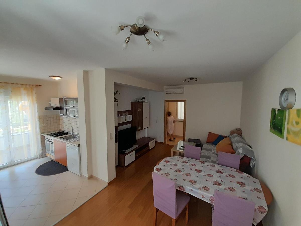 Lea Apartment Rovinj Bagian luar foto