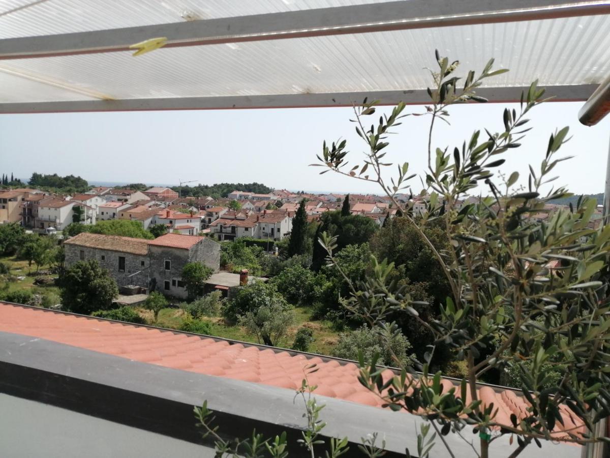 Lea Apartment Rovinj Bagian luar foto