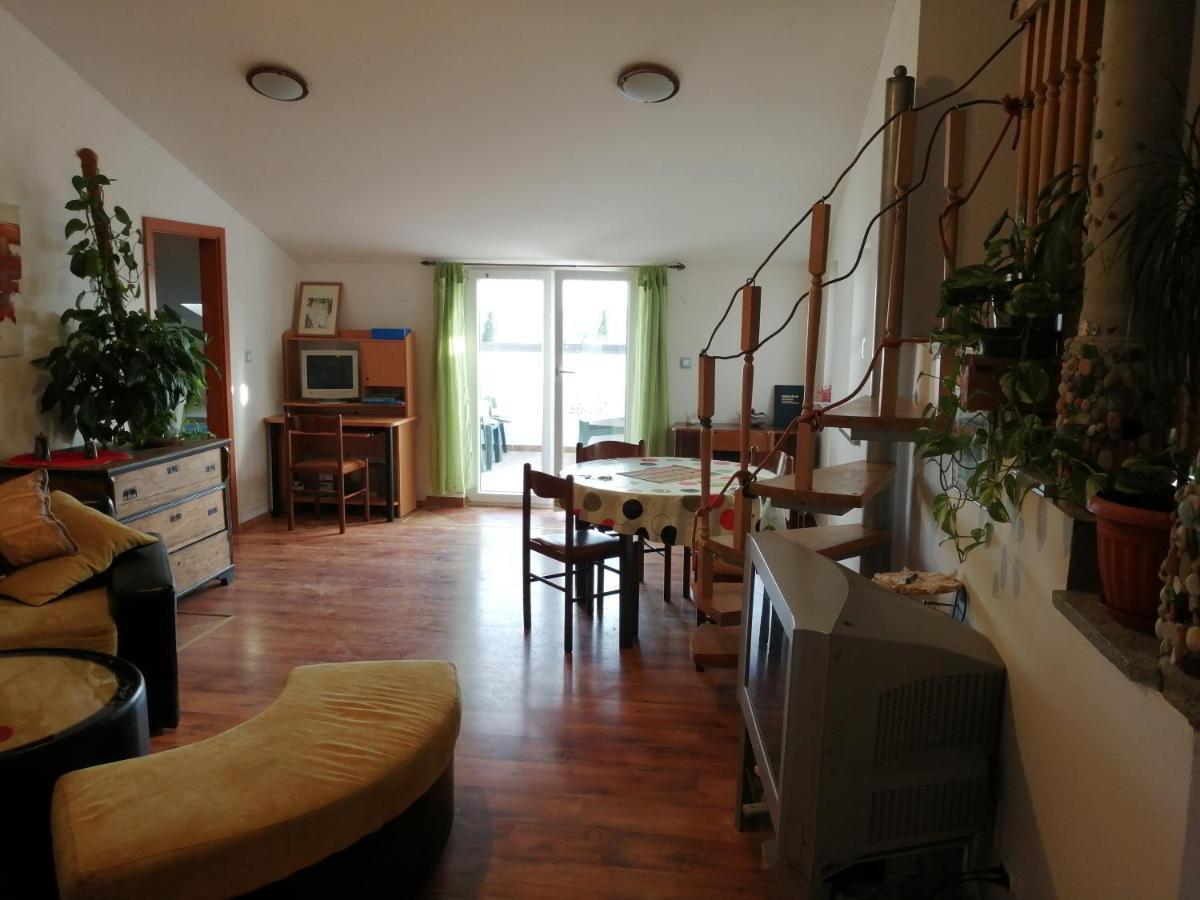 Lea Apartment Rovinj Bagian luar foto