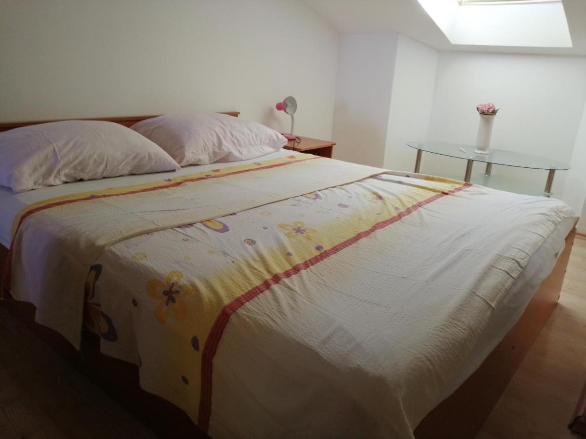 Lea Apartment Rovinj Bagian luar foto